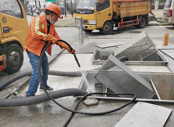 熊口管理区隔油池清理